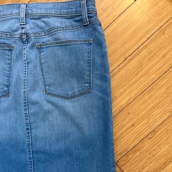 J. CREW Raw Hem Denim Pencil Skirt - Picture 3 of 8